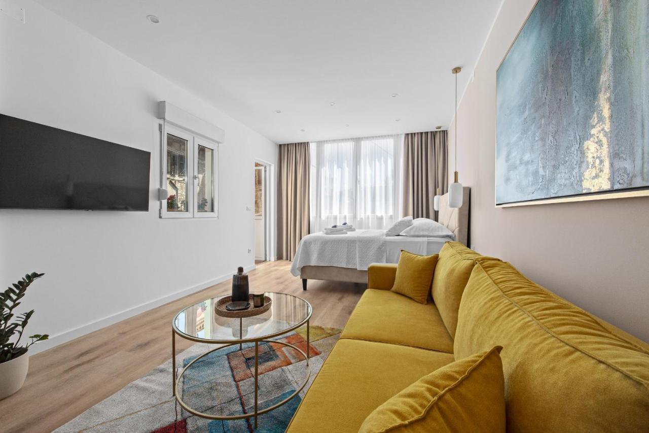 Giardini M Studio Apartments Pula Ngoại thất bức ảnh